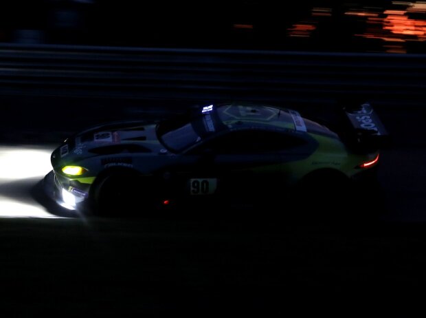 Titel-Bild zur News: Der TF-Sport-Aston-Martin überraschte bis zum Unfall