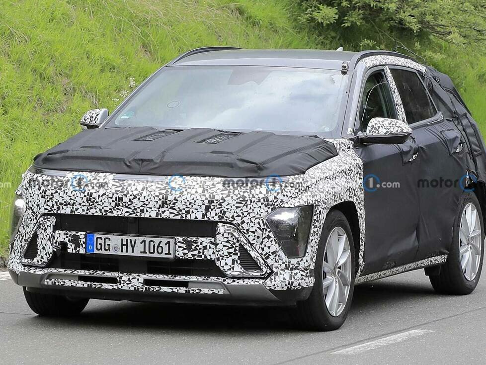 Hyundai Kona (2023) auf neuen Erlkönigfotos