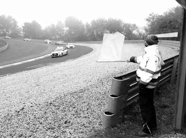 Nürburgring, Streckenposten, Sportwart, Marshal Titel-Bild zur News: Nürburgring, Streckenposten, Sportwart, Marshal