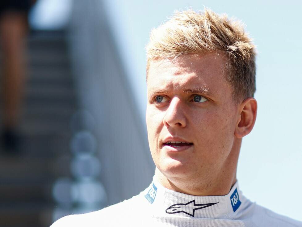 Mick Schumacher beim Formel-1-Rennen in Baku im Porträt