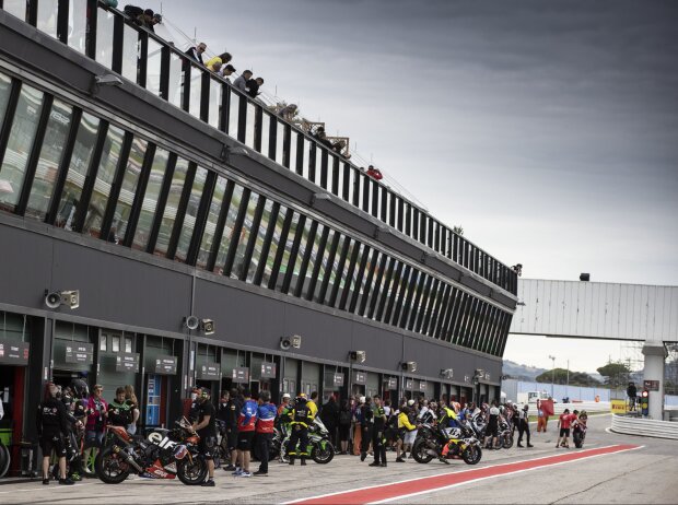 WSBK Boxengasse Misano WSBK Boxengasse Misano