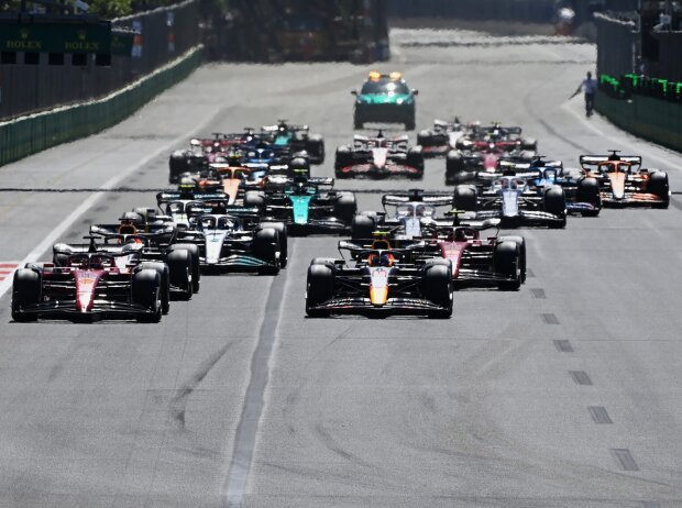 Titel-Bild zur News: Charles Leclerc, Sergio Perez, Max Verstappen, Carlos Sainz