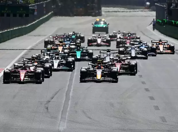 Charles Leclerc, Sergio Perez, Max Verstappen, Carlos Sainz Titel-Bild zur News: Charles Leclerc, Sergio Perez, Max Verstappen, Carlos Sainz