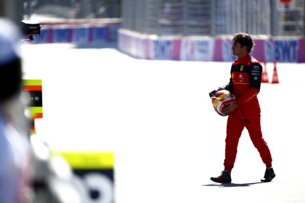 Charles Leclerc Ferrari Ferrari F1 ~Carlos Sainz (Ferrari) ~ 