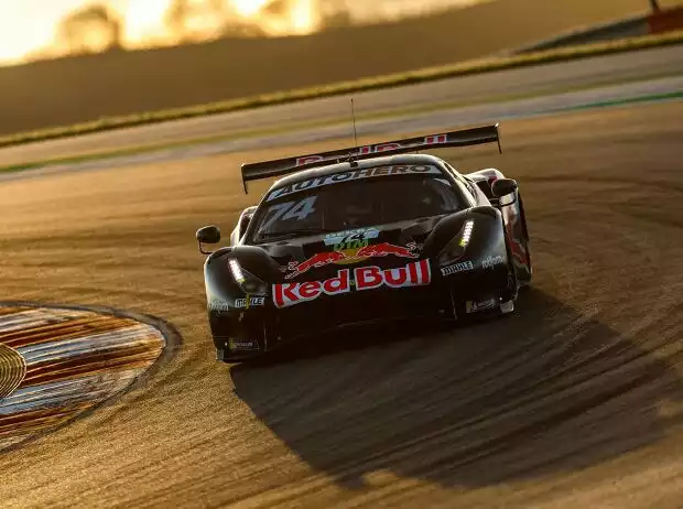Titel-Bild zur News: Felipe Fraga im Red Bull-Ferrari