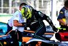 Nach Rückenschmerzen in Baku: Lewis Hamilton gibt Entwarnung!