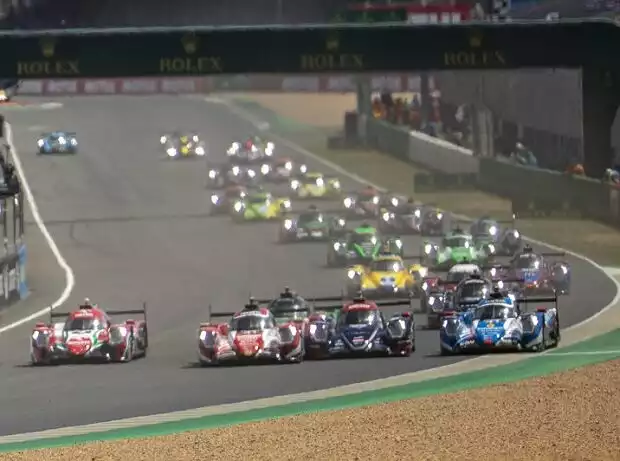 Mike Conway, Kamui Kobayashi, Ryo Hirakawa Titel-Bild zur News: Mike Conway, Kamui Kobayashi, Ryo Hirakawa