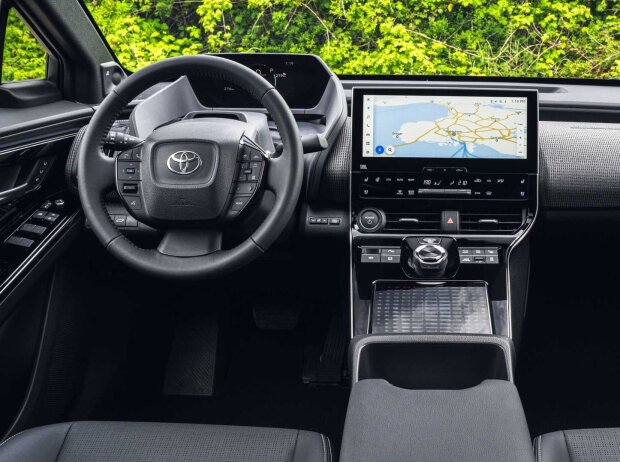 Toyota bZ4X Cockpit