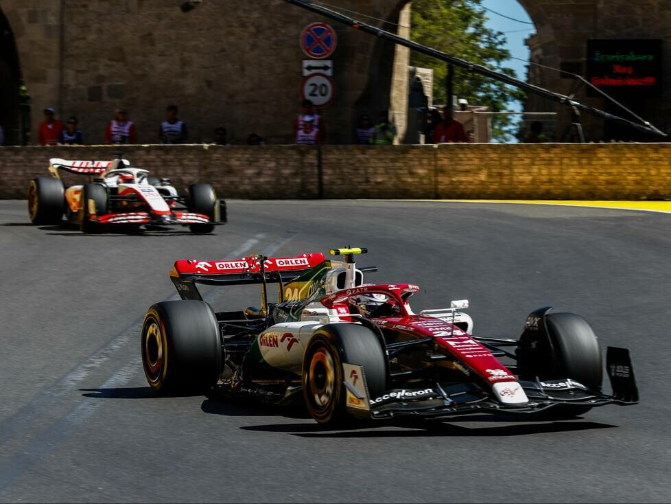 Guanyu Zhou, Kevin Magnussen