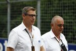 Safety-Car-Fahrer Bernd Mayländer mit FIA-Rennleiter Eduardo Freitas