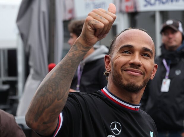 Titel-Bild zur News: Lewis Hamilton jubelt über Platz vier beim Qualifying zum Formel-1-Rennen in Kanada 2022