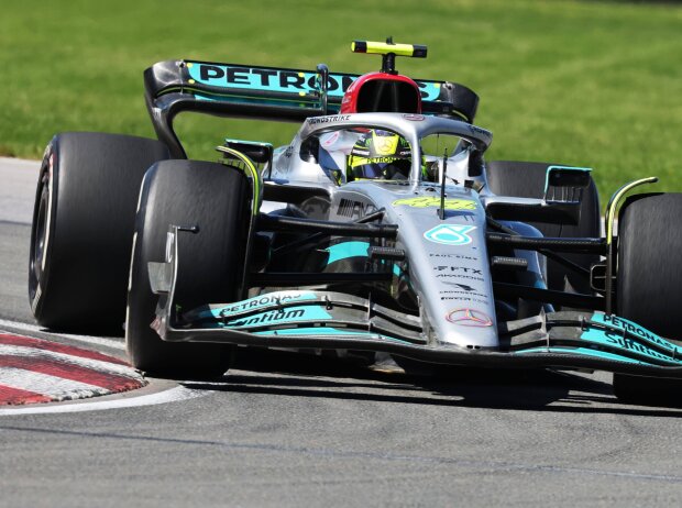 Titel-Bild zur News: Lewis Hamilton im Mercedes W13 beim Kanada-Grand-Prix in Montreal