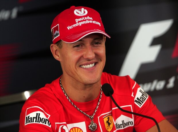 Titel-Bild zur News: Formel-1-Fahrer Michael Schumacher zu seiner aktiven Zeit im Motorsport