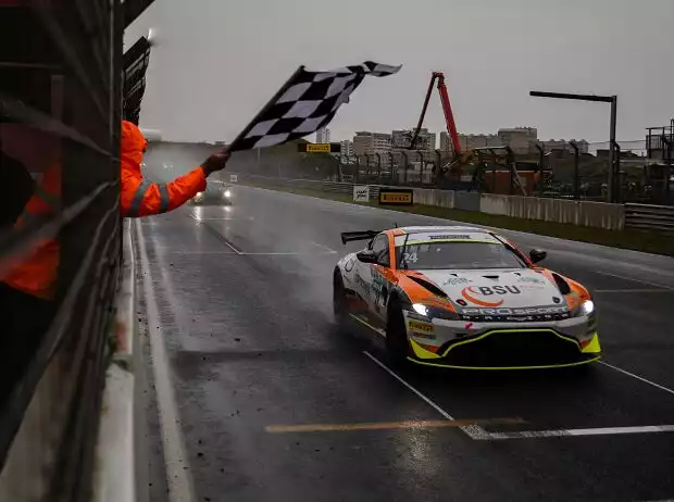 Siegerauto: Der Aston Martin Vantage GT4 von Prosport Racing Titel-Bild zur News: Siegerauto: Der Aston Martin Vantage GT4 von Prosport Racing