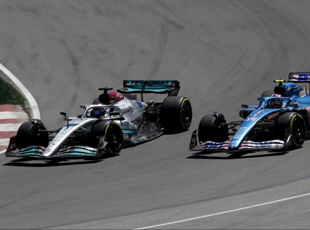 Titel-Bild zur News: George Russell im Mercedes gegen Esteban Ocon im Alpine beim Kanada-Grand-Prix 2022 in Montreal