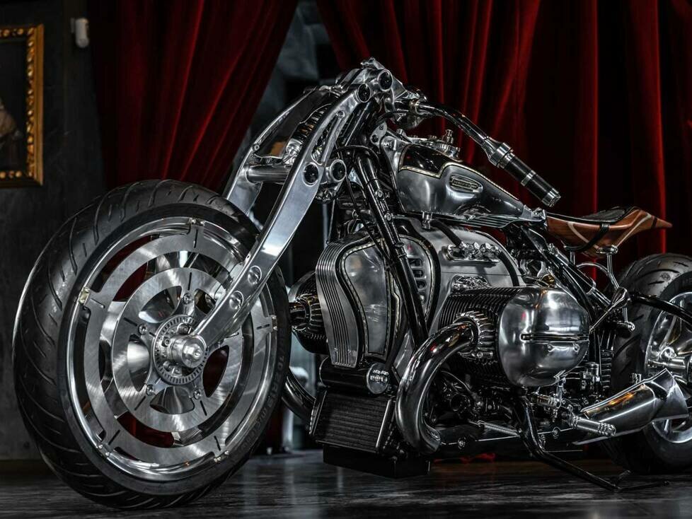 BMW R 18 Magnifica
