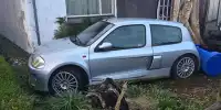 Bild zum Inhalt: Dieser Renault Clio V6 wurde wohl vergessen: Was ist passiert?