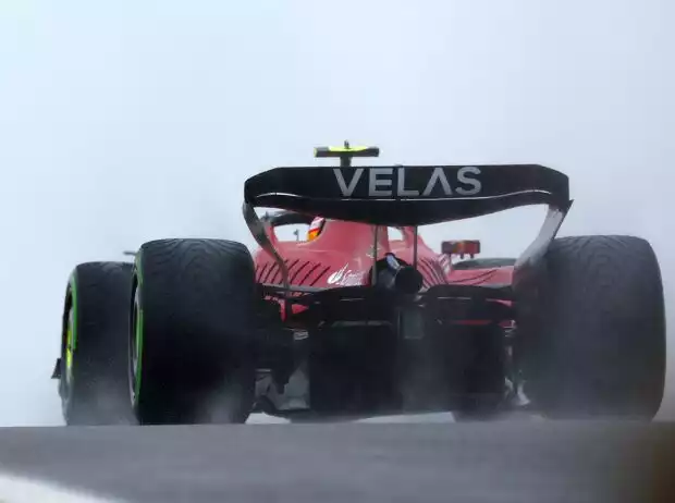 Carlos Sainz (Ferrari F1-75) im Qualifying zum Formel-1-Rennen in Silverstone 2022 Titel-Bild zur News: Carlos Sainz (Ferrari F1-75) im Qualifying zum Formel-1-Rennen in Silverstone 2022