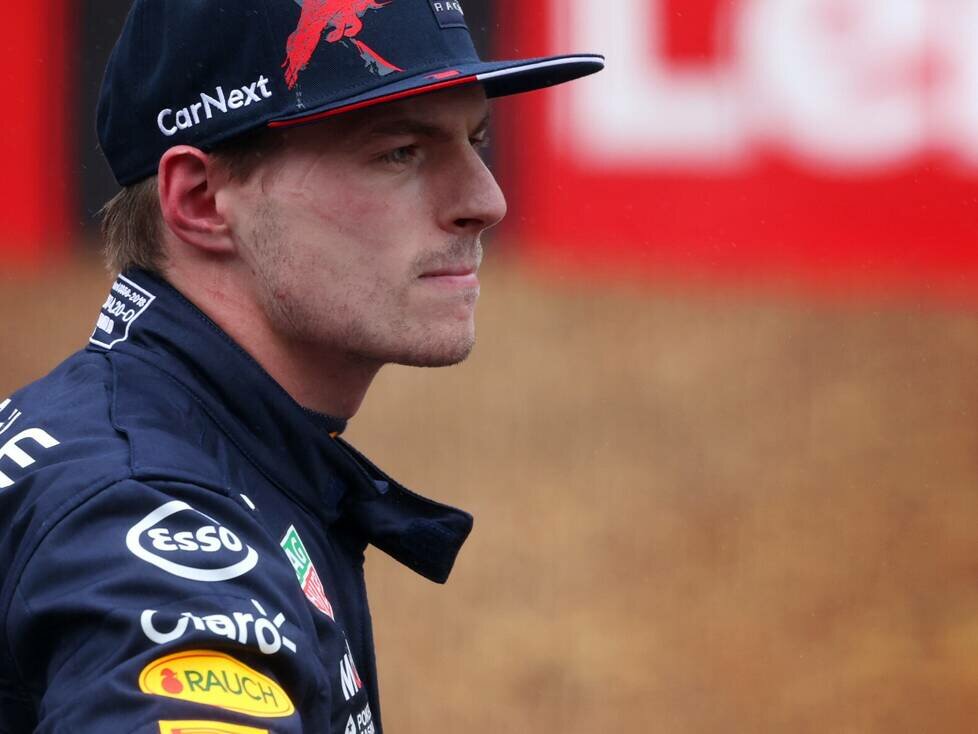 Max Verstappen nach dem Qualifying zum Formel-1-Rennen in Silverstone 2022