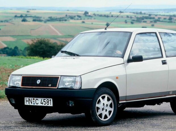 Lancia Y10 (1985-1995) Lancia Y10 (1985-1995)