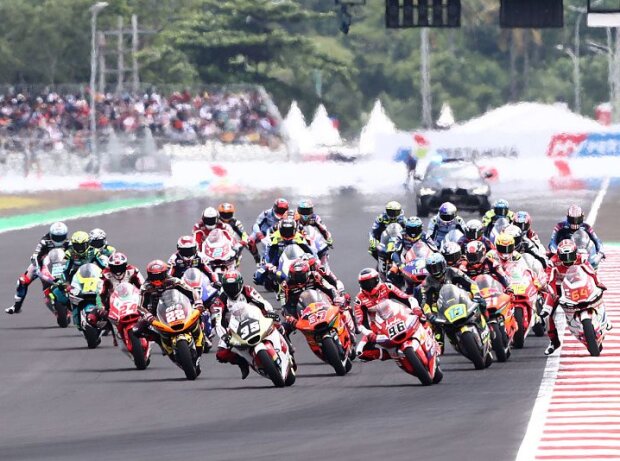 Moto2 Start Moto2 Start