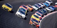 NASCAR-Action auf dem Atlanta Motor Speedway im März 2022