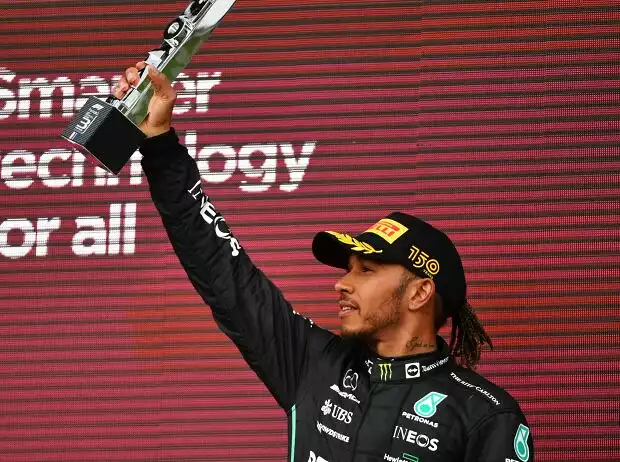 Lewis Hamilton, James Sutton Titel-Bild zur News: Lewis Hamilton, James Sutton
