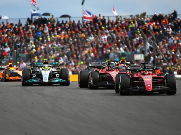 Charles Leclerc, Carlos Sainz, Lewis Hamilton, James Sutton