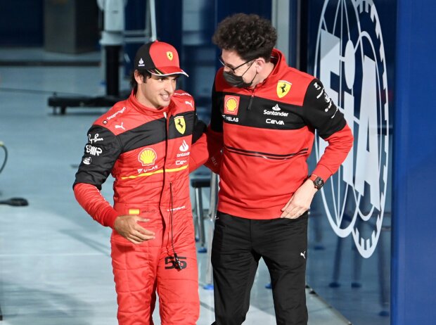 Carlos Sainz, Mattia Binotto Carlos Sainz, Mattia Binotto