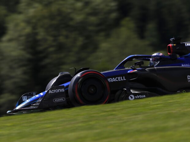 Alexander Albon im umgebauten Williams FW44 im Training in Spielberg 2022 Alexander Albon im umgebauten Williams FW44 im Training in Spielberg 2022