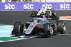 Jüri Vips weiter im Cockpit: Er "akzeptiert" die Kritik der Formel 2