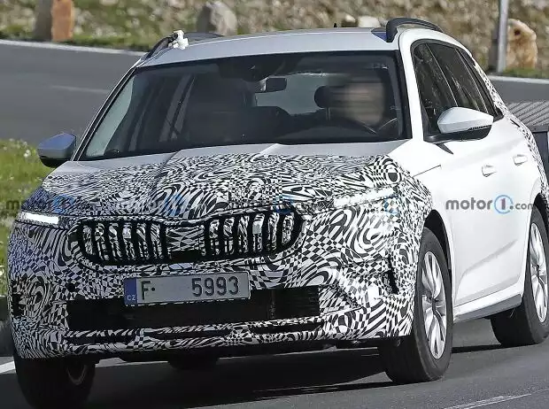 Skoda Kamiq (2022) mit Facelift als Erlkönig Titel-Bild zur News: Skoda Kamiq (2022) mit Facelift als Erlkönig