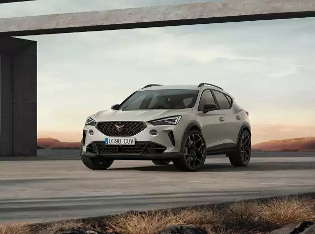 Cupra Formentor VZ5 Farbe "Taiga Grey" Titel-Bild zur News: Cupra Formentor VZ5 Farbe "Taiga Grey"