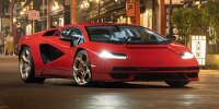 Bild zum Inhalt: Neuer Lamborghini Countach landet in Rot und Bronze in Japan