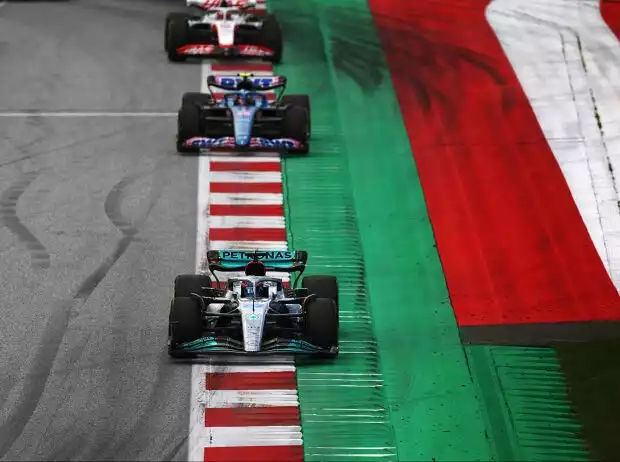 Titel-Bild zur News: George Russell, Esteban Ocon, Kevin Magnussen