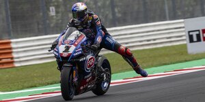 WSBK Donington FT1: Razgatlioglu knapp vor Rea, Öttl fährt in die Top 10!