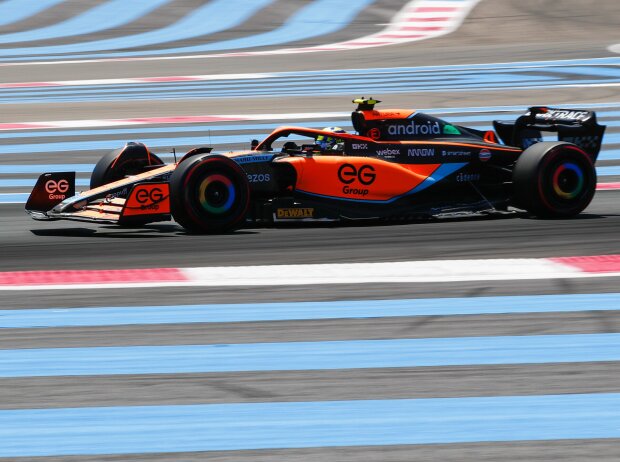Lando Norris (McLaren MCL36) im Training zum Formel-1-Rennen in Frankreich 2022