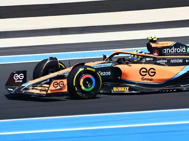 Titel-Bild zur News: Lando Norris im McLaren MCL36 im Freitagstraining in Le Castellet 2022