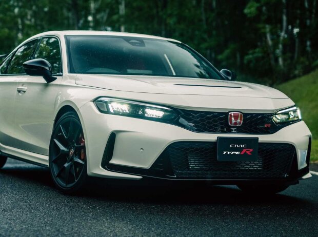 Titel-Bild zur News: Honda Civic Type R (2022)