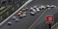 Letzter Restart beim NASCAR-Rennen auf dem Indianapolis-Rundkurs 2021
