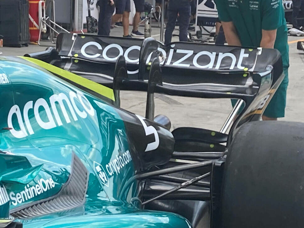 Der in Ungarn erstmals eingesetzte Heckflügel von Aston Martin