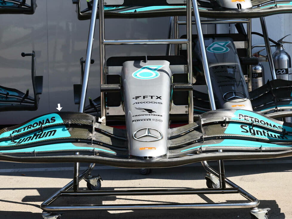 Der Mercedes-Frontflügel beim Grand Prix von Ungarn 2022