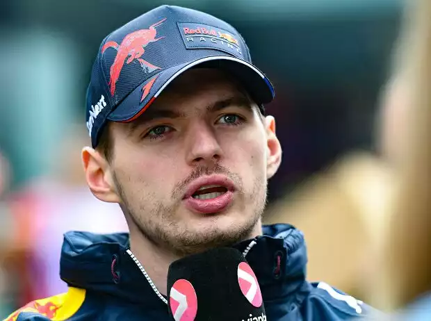 Max Verstappen (Red Bull) vor dem Formel-1-Rennen in Ungarn 2022 Titel-Bild zur News: Max Verstappen (Red Bull) vor dem Formel-1-Rennen in Ungarn 2022