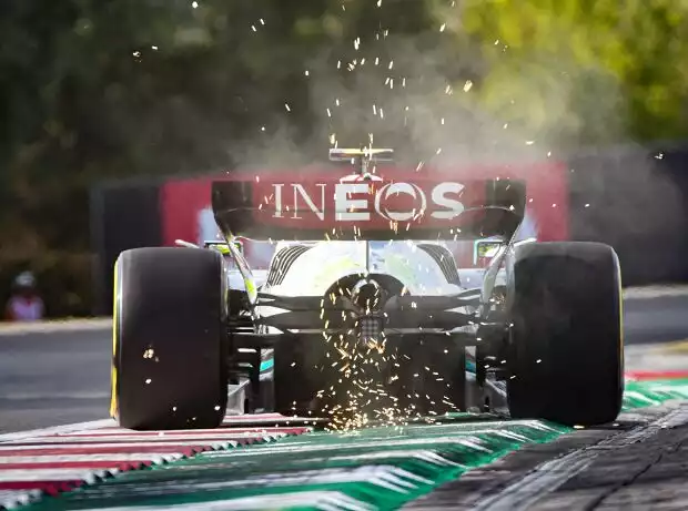Lewis Hamilton (MErcedes W13) im Qualifying zum Formel-1-Rennen in Ungarn 2022 Titel-Bild zur News: Lewis Hamilton (MErcedes W13) im Qualifying zum Formel-1-Rennen in Ungarn 2022