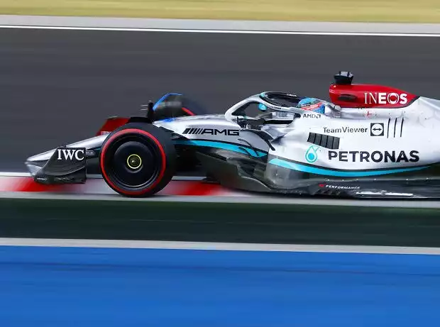 George Russell im Mercedes W13 im Qualifying in Ungarn 2022 Titel-Bild zur News: George Russell im Mercedes W13 im Qualifying in Ungarn 2022