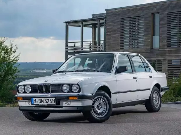 BMW 324d (E30) von 1986 im Fahrbericht Titel-Bild zur News: BMW 324d (E30) von 1986 im Fahrbericht