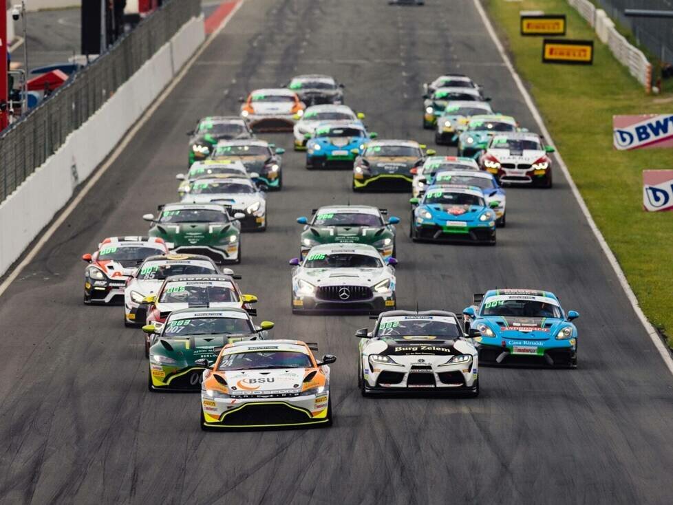 Das Feld der ADAC GT4 Germany wächst am Nürburgring weiter an