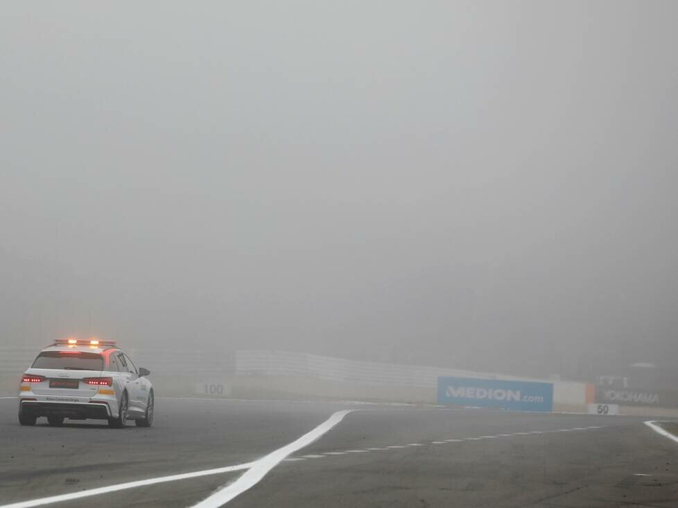 ADAC GT Masters Nürburgring 2022, Nebel