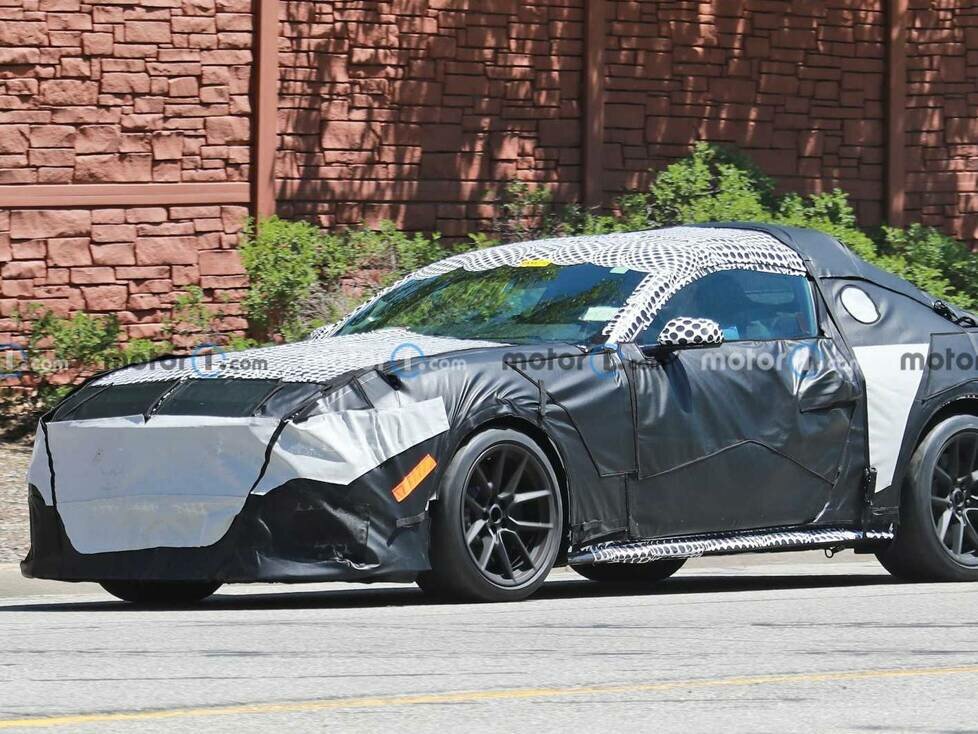 Ford Mustang Mach 1 (2024) Seitenansicht Spionagefoto