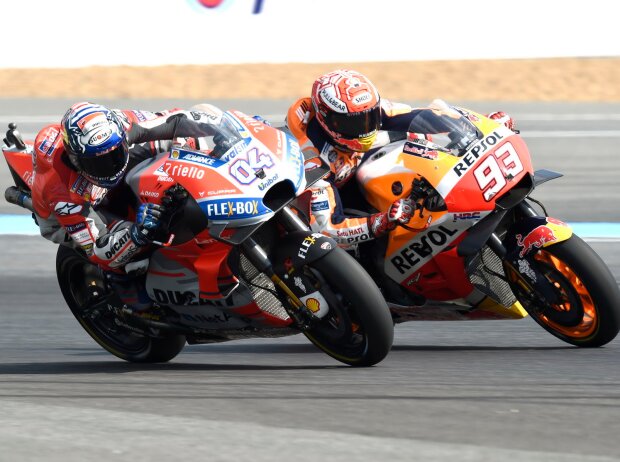 Andrea Dovizioso vs. Marc Marquez beim GP Thailand 2018 in Buriram Andrea Dovizioso vs. Marc Marquez beim GP Thailand 2018 in Buriram